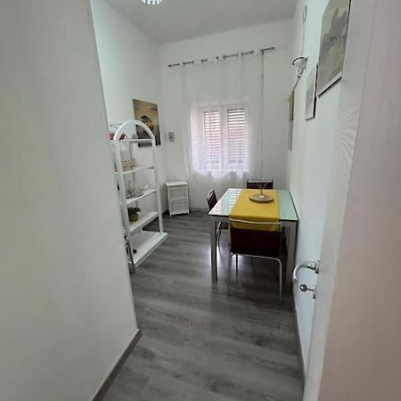 Appartamento Beb Stone House Caserta Esterno foto